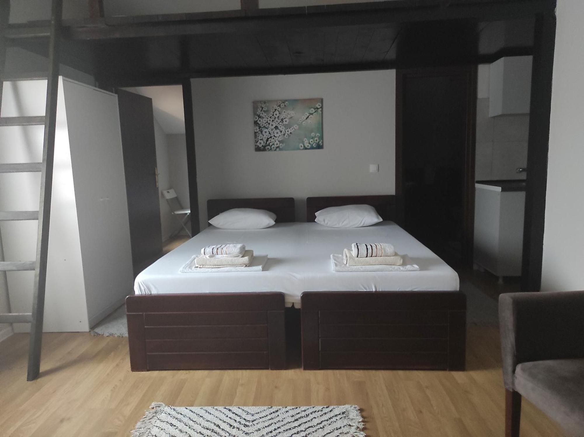 Apartments & Accommodation Stojic Novi Sad Exterior photo